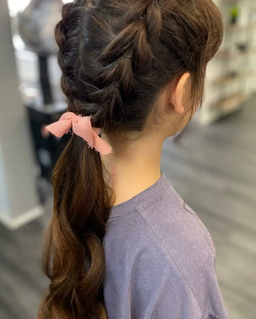 spring hairstyle idea for long hair