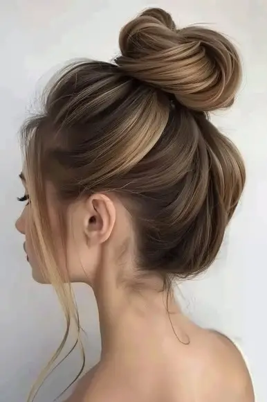 Elegant Top Knot for spring hairstyle ideas