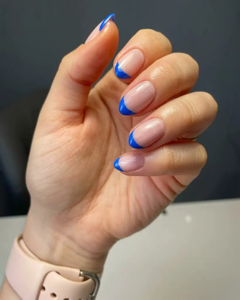 Skyline French Tips Nails