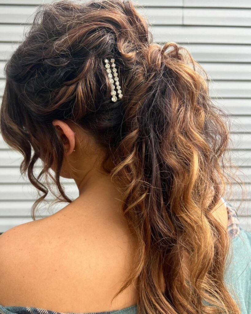Textured Half-updo prom hairstyle ideas
