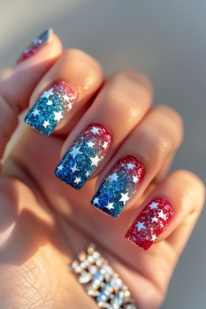 Star-Spangled Glitter Nails